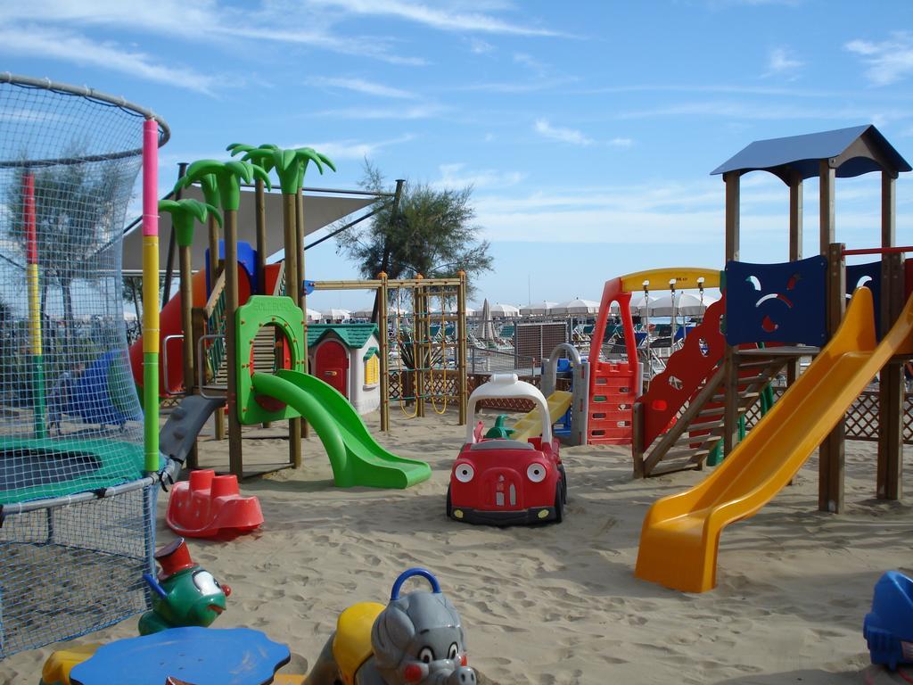 Hotel Villa Sole Resort Bellaria-Igea Marina Exterior photo