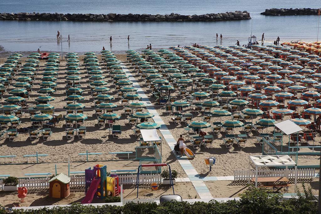 Hotel Villa Sole Resort Bellaria-Igea Marina Exterior photo