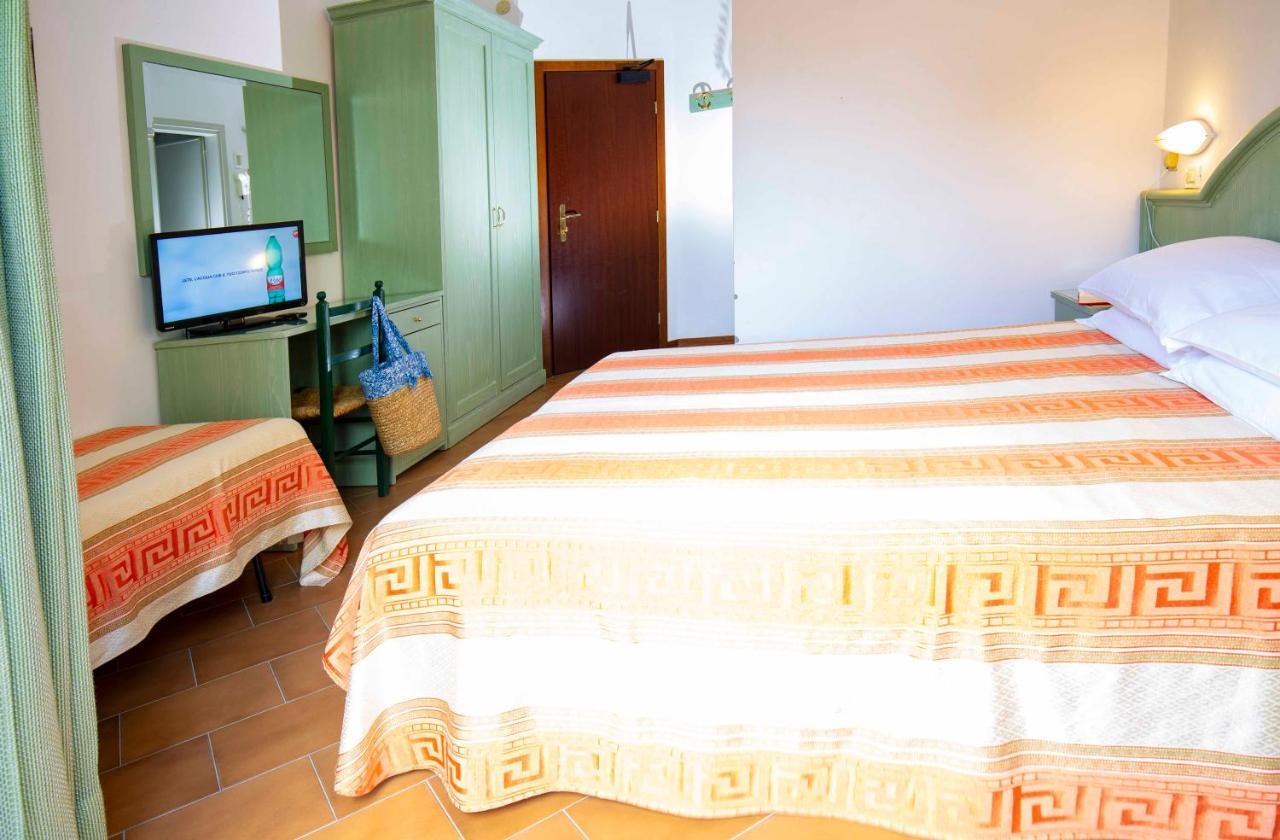 Hotel Villa Sole Resort Bellaria-Igea Marina Exterior photo